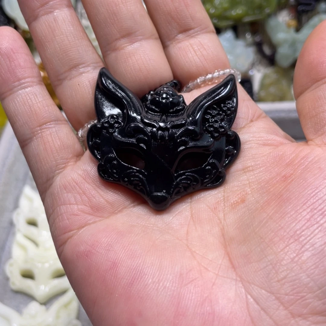 【闪购商品】岫玉颈饰未镶嵌青**影77瑕疵