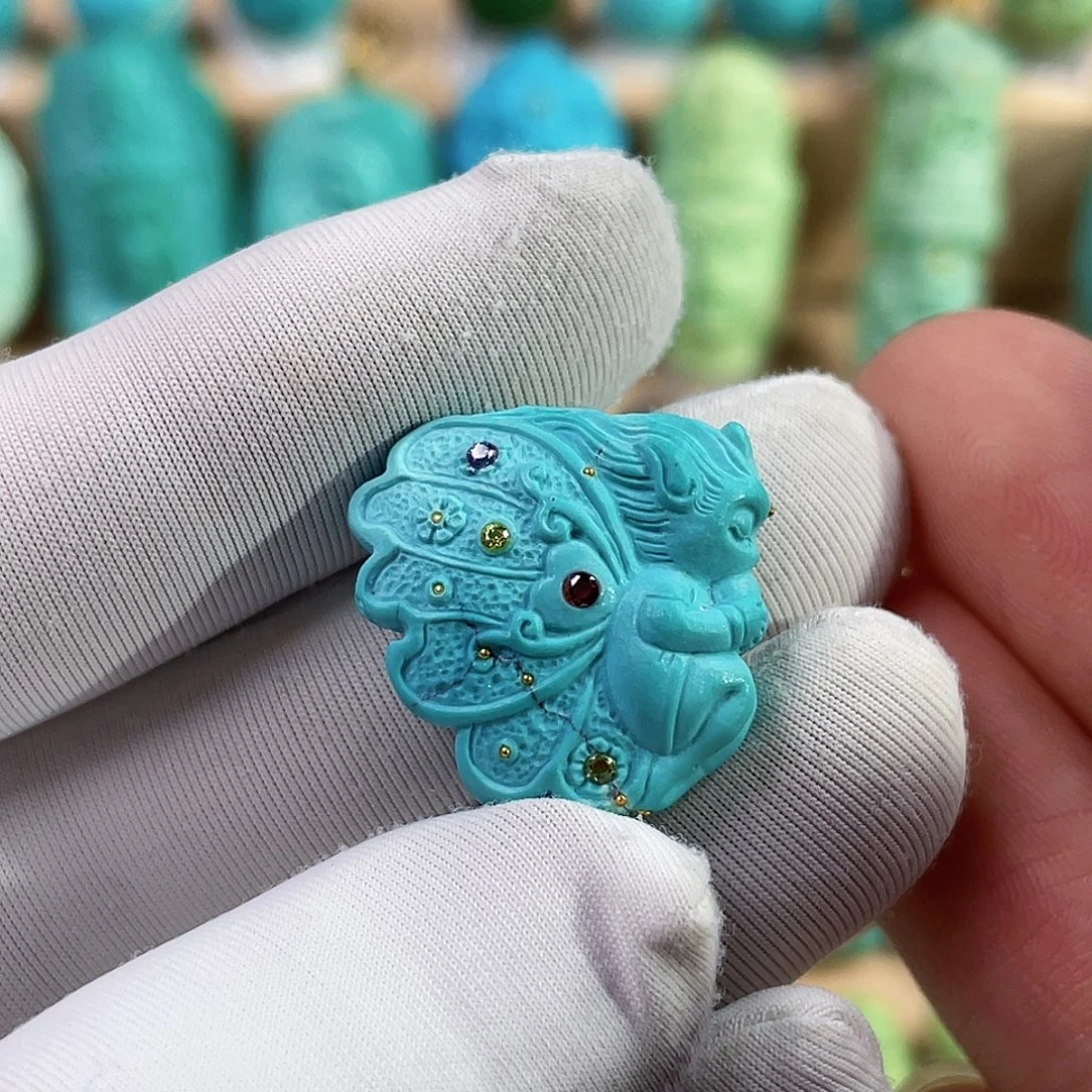 绿松石未镶嵌珠宝奇石