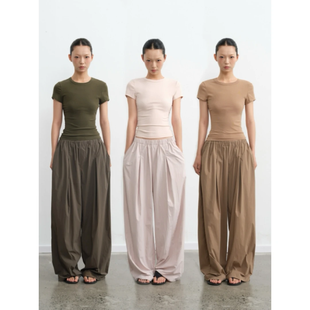 LINY LIBERTY  25SS  简约设计感纯色正肩短袖T恤E16258945