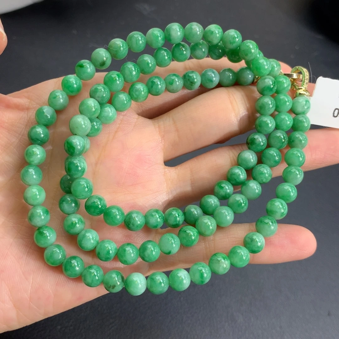 翡翠未镶嵌手串卡6细润果绿飘花项链