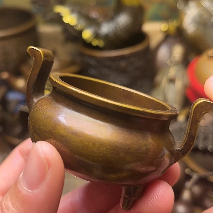 精美铜器批发档口