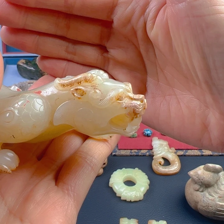 万***然和田玉（糖玉）未镶嵌挂件