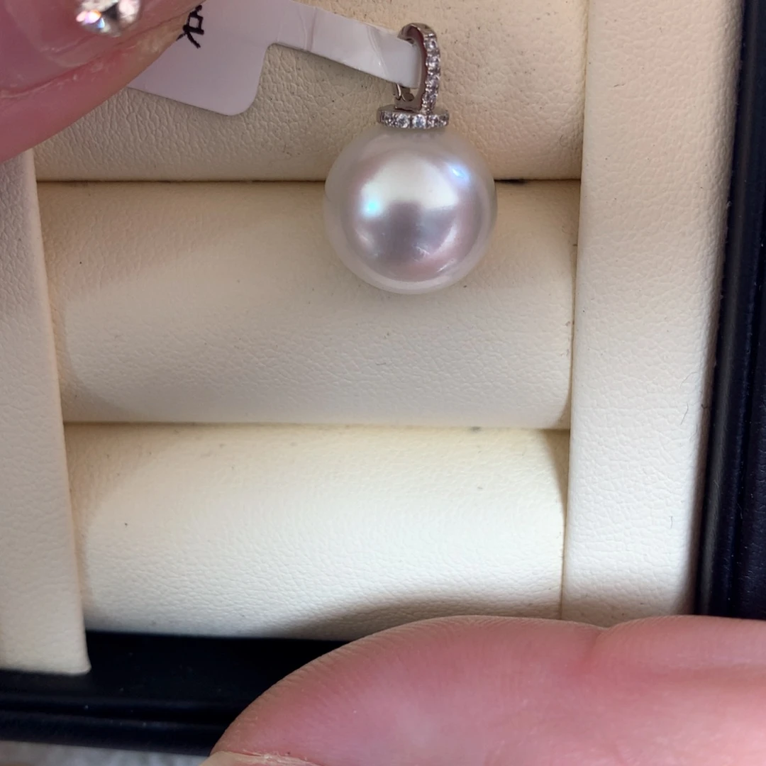 海水珍珠颈饰18K金镶嵌