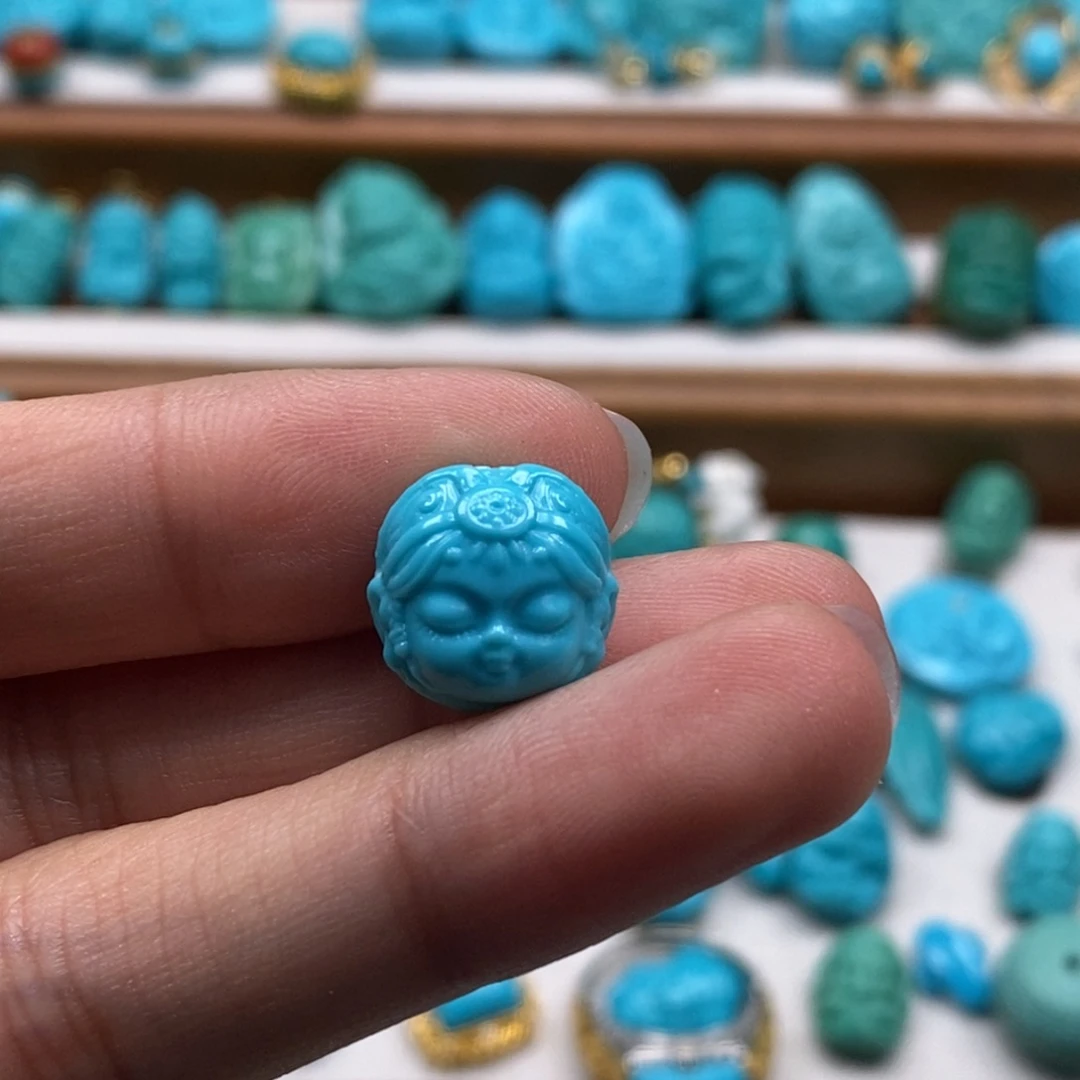 绿松石颈饰未镶嵌静**～