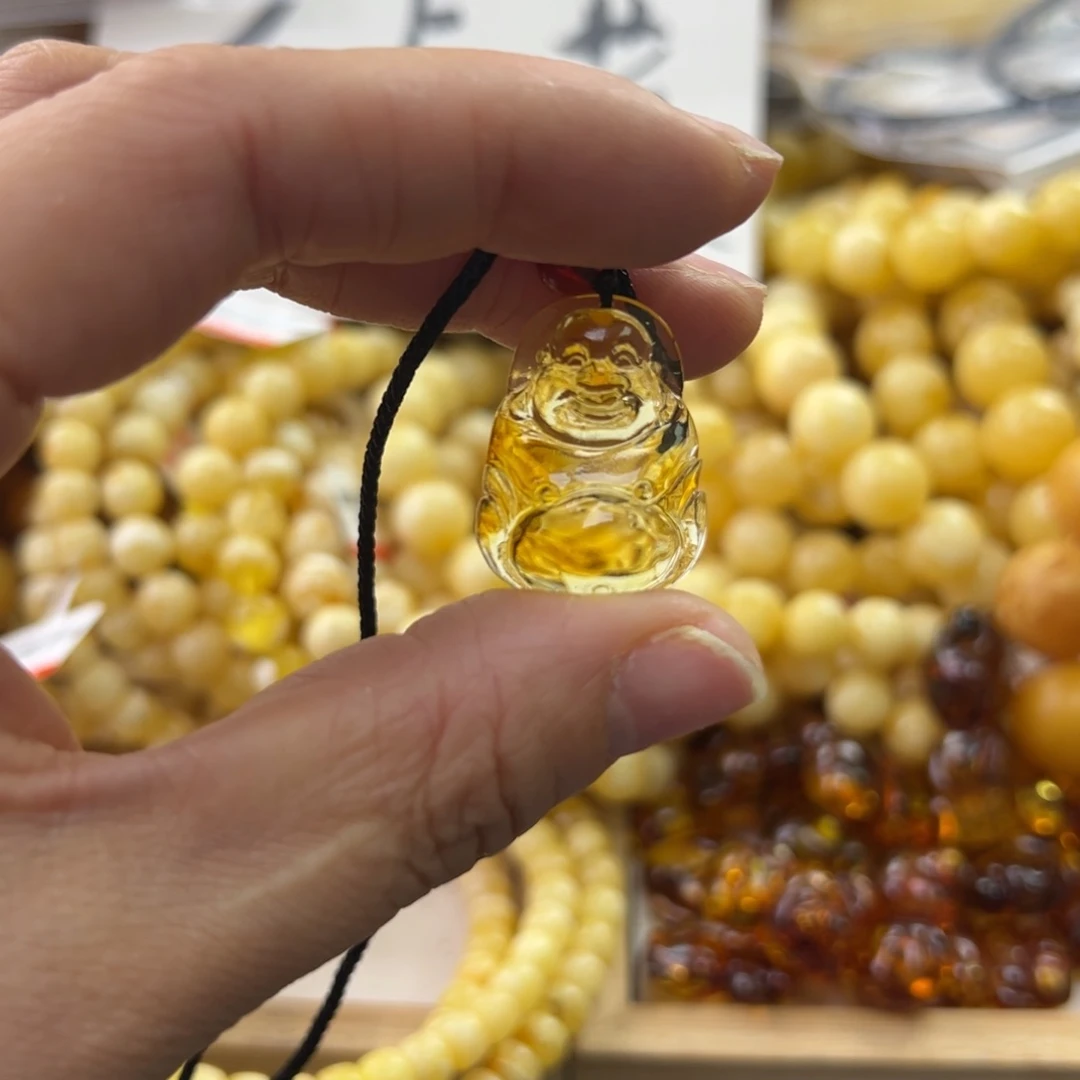 琥珀珠宝奇石未镶嵌