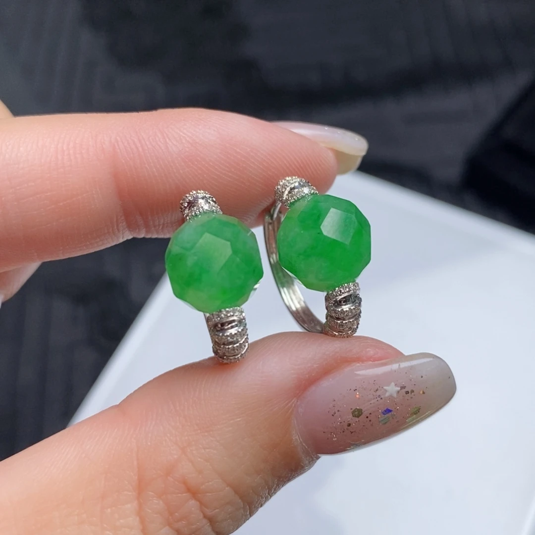 翡翠18K金镶嵌耳饰切割面珠珠耳包（卡9.5mm）