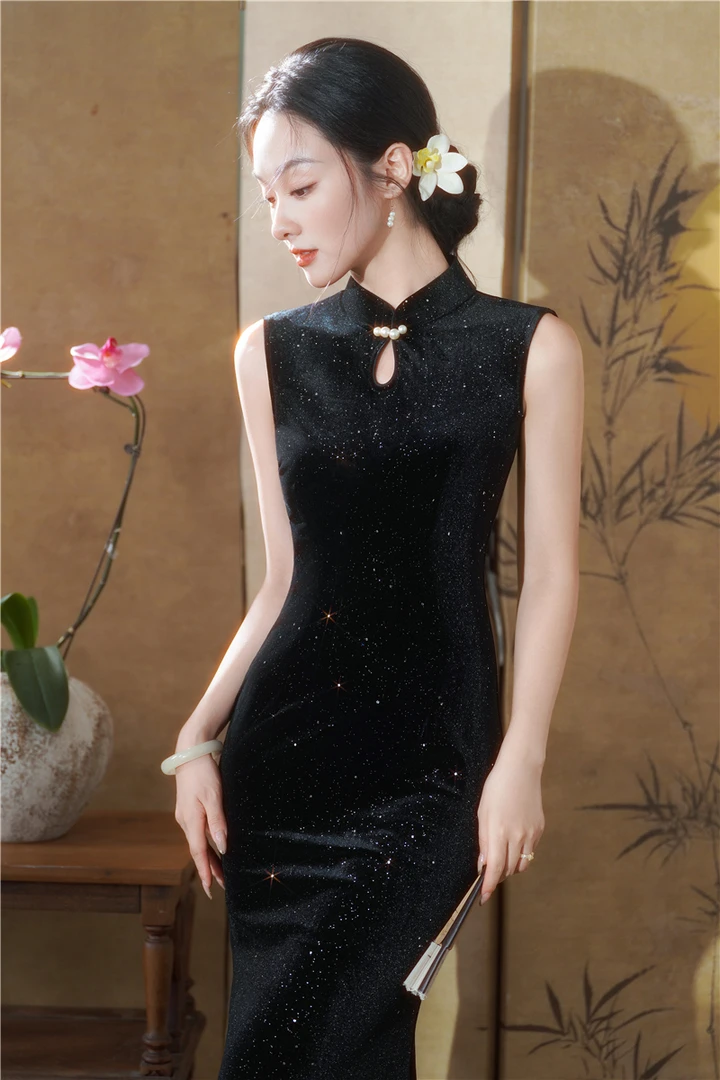 2025春秋黑色鱼尾旗袍年轻气质新款长款改良版中国风走秀连衣裙