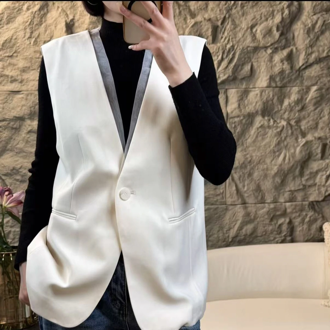 花花 小朗2025冬季白马甲