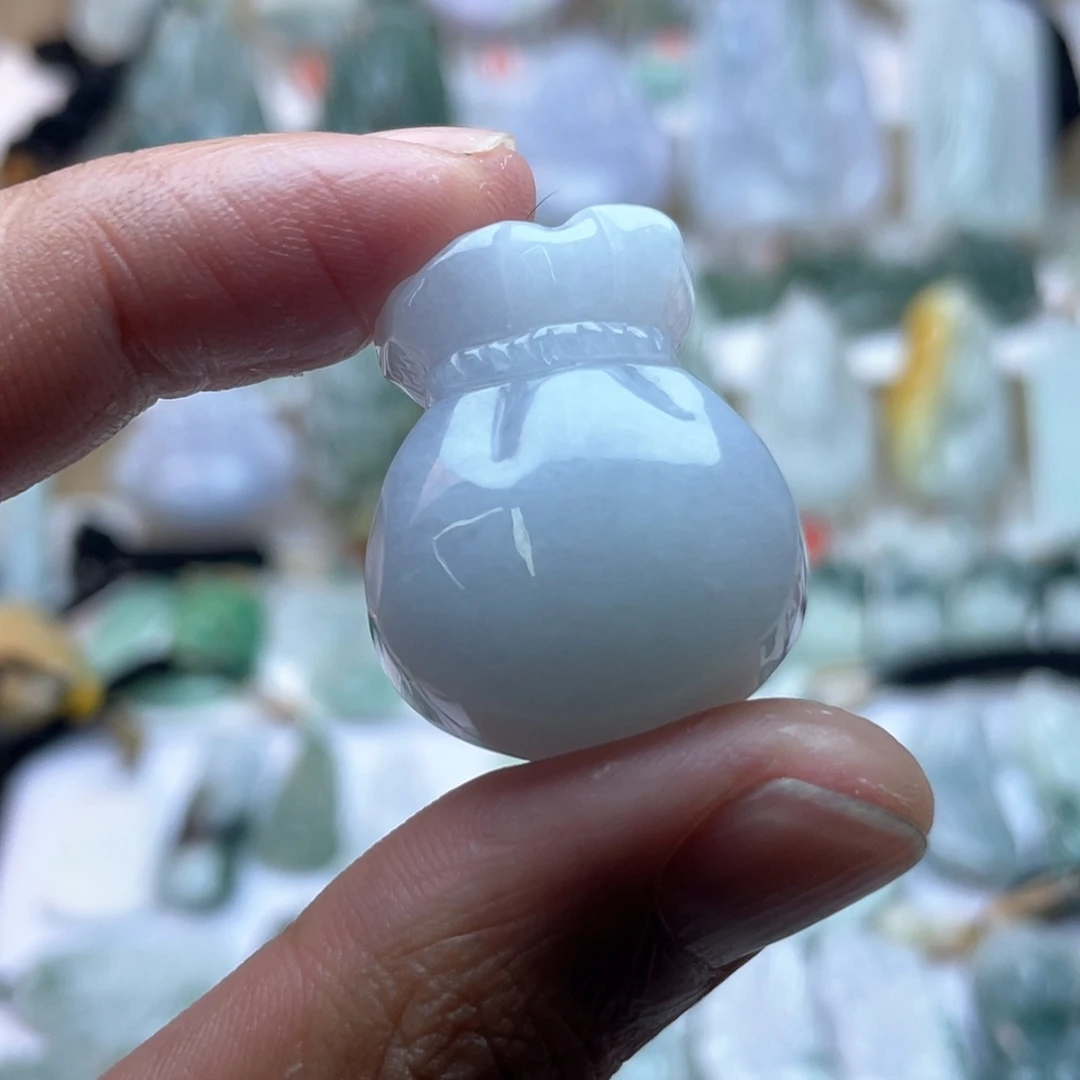 【闪购商品】颈饰未镶嵌翡翠钱袋