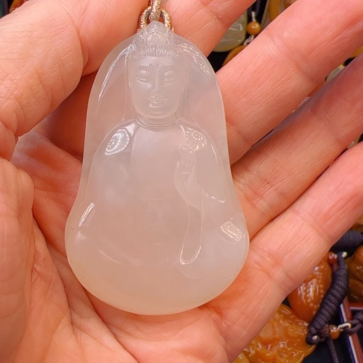 石英质玉（黄龙玉）合金颈饰