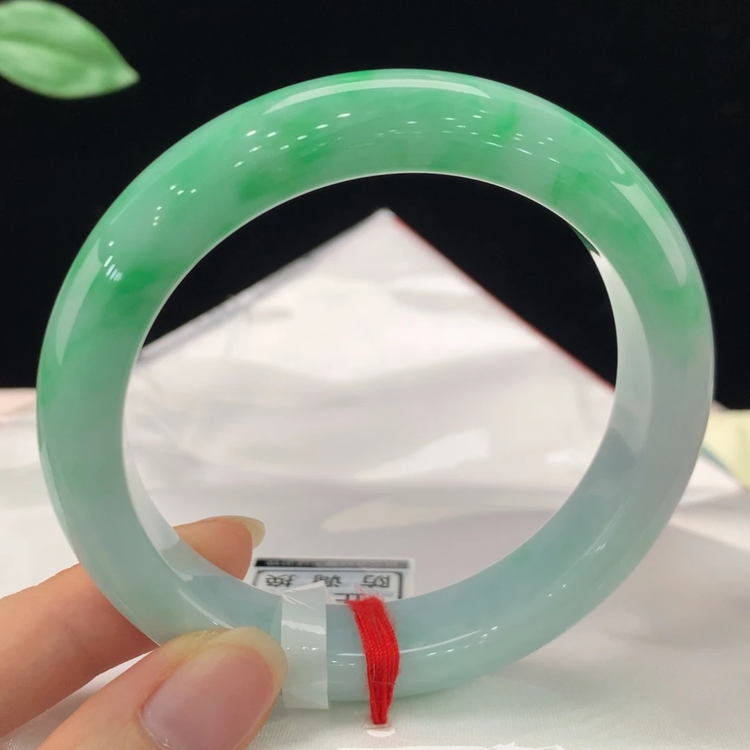 翡翠手镯未镶嵌111-0245