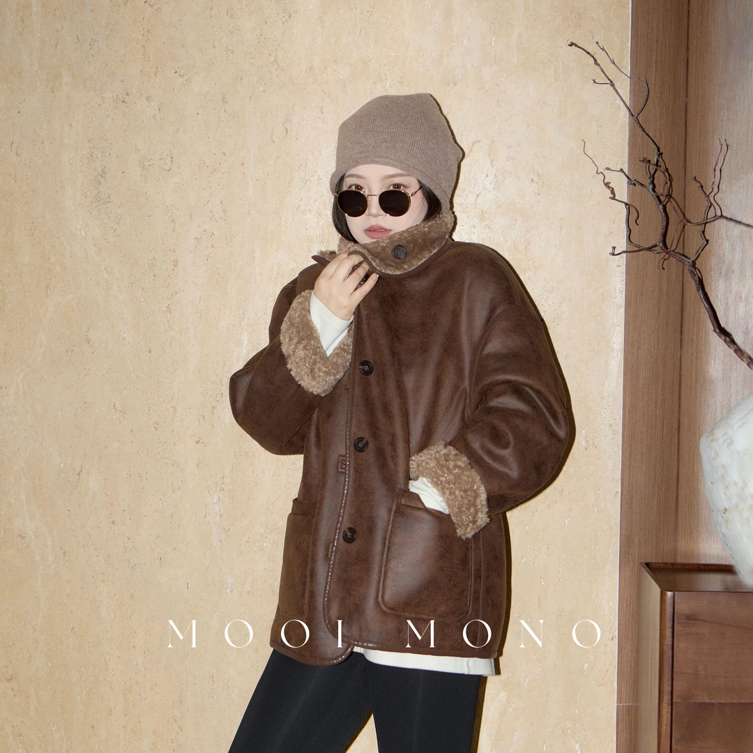 MOOI MONO"橡树榛子"显瘦气质皮毛一体双面穿宽松厚外套 W416L54