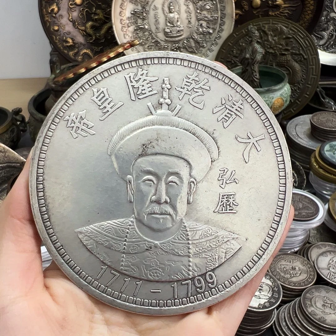 金属复古风格摆件