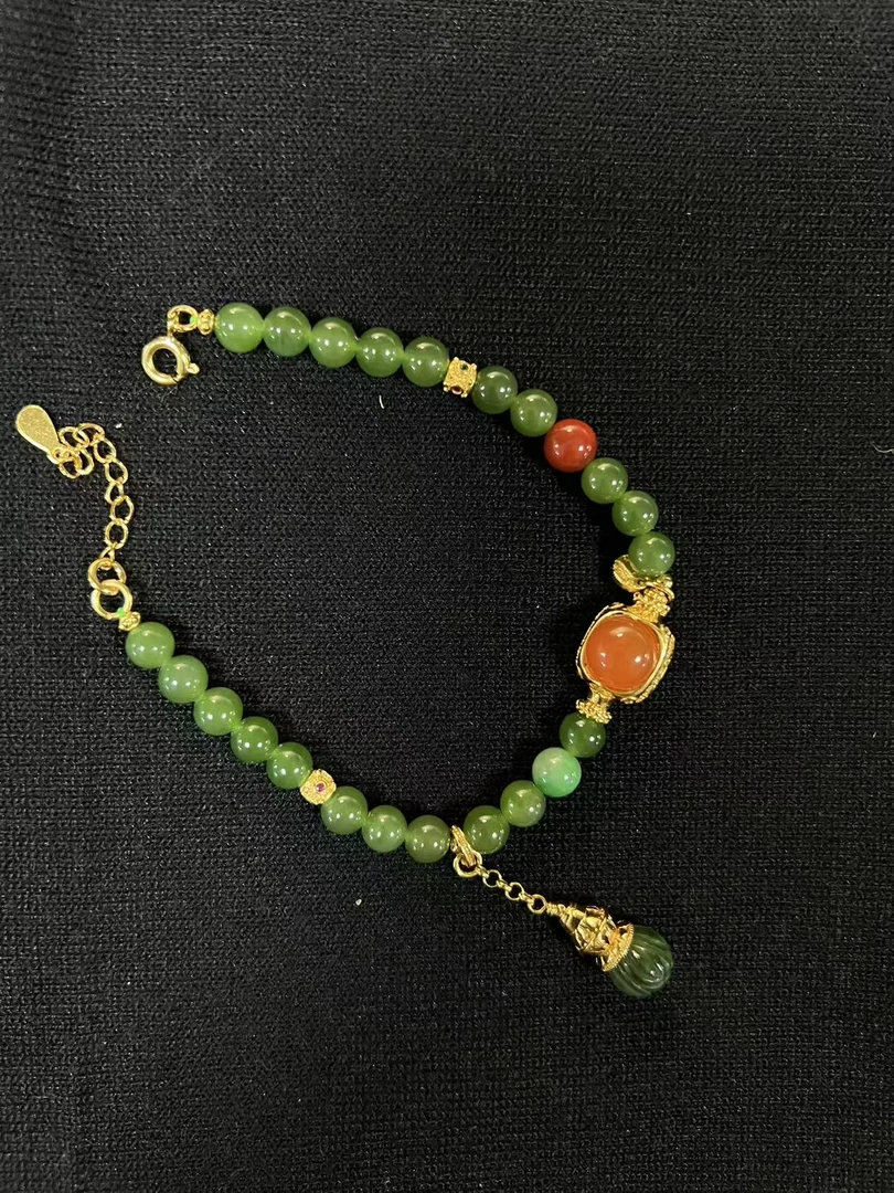 C2101和田碧玉手串