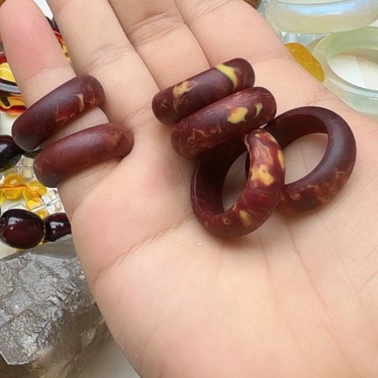 大叶紫檀（黑酸枝木类）