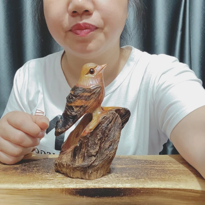 自***气百年树的设计风格