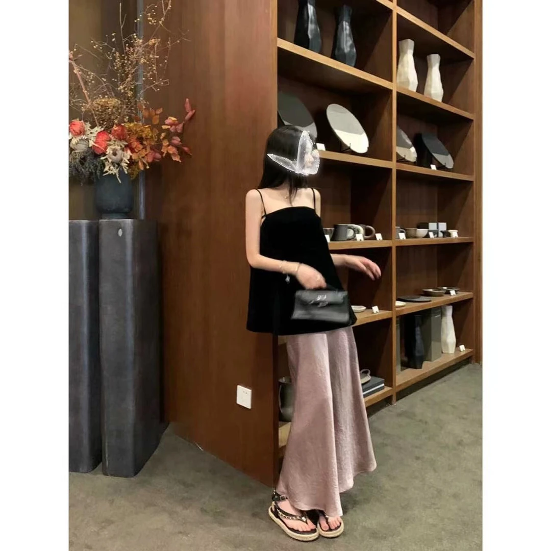 徐秋阳 至简  百搭舒适显瘦露背设计简约时尚上衣# 半身裙9323