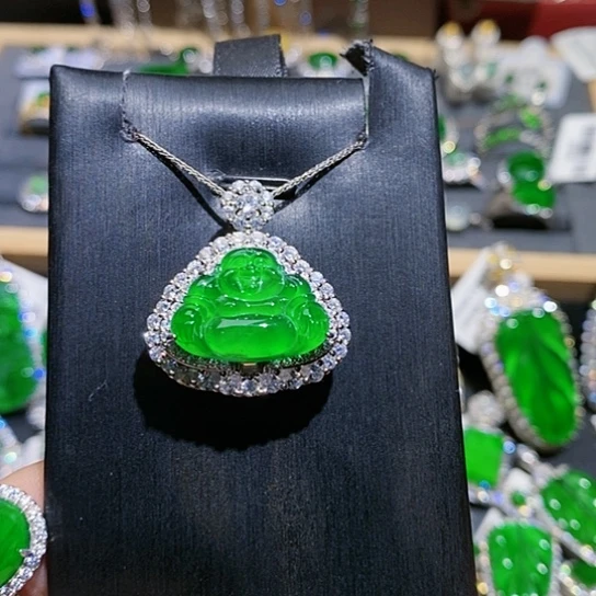 翡翠未镶嵌颈饰吊坠1