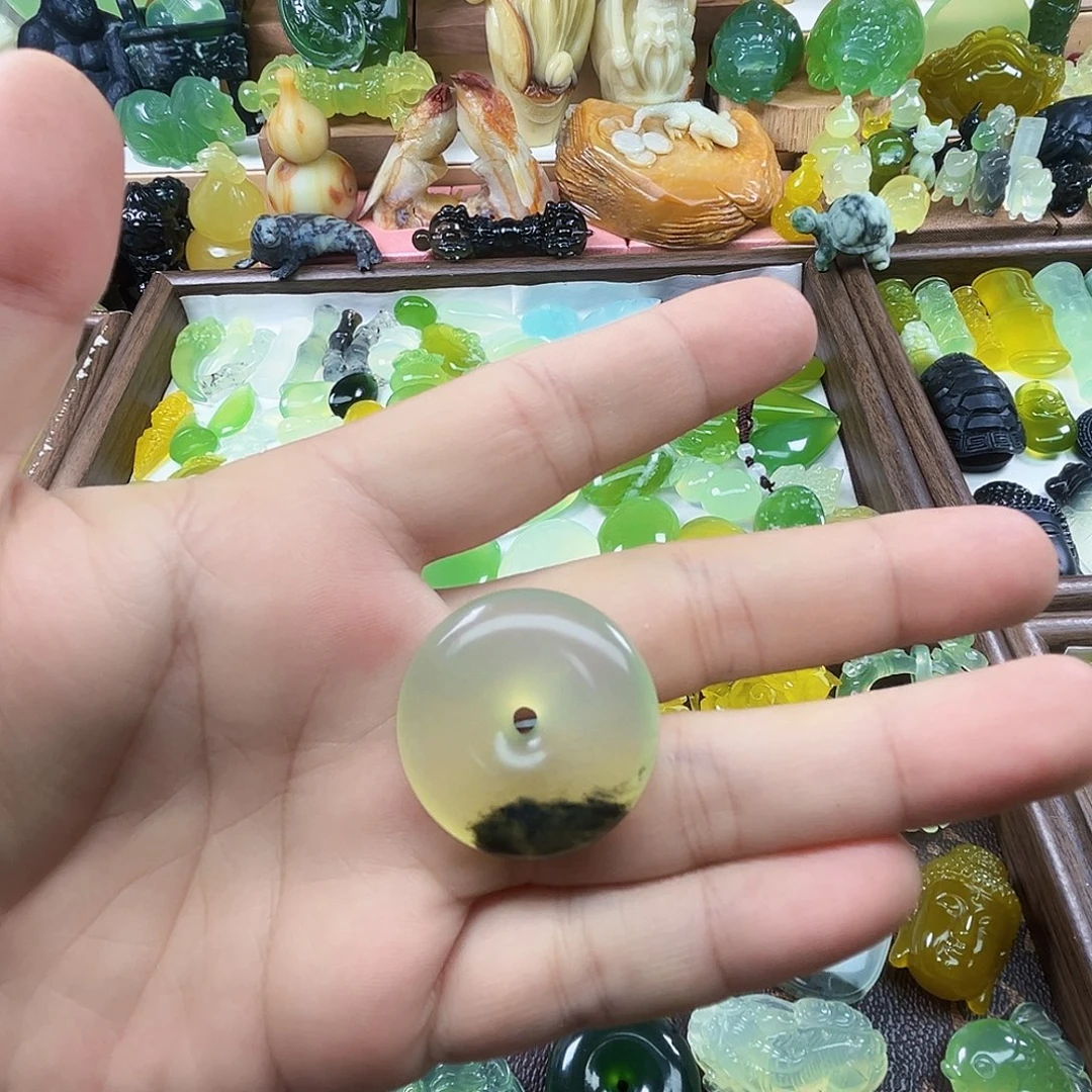 岫玉未镶嵌吊坠(不含链)