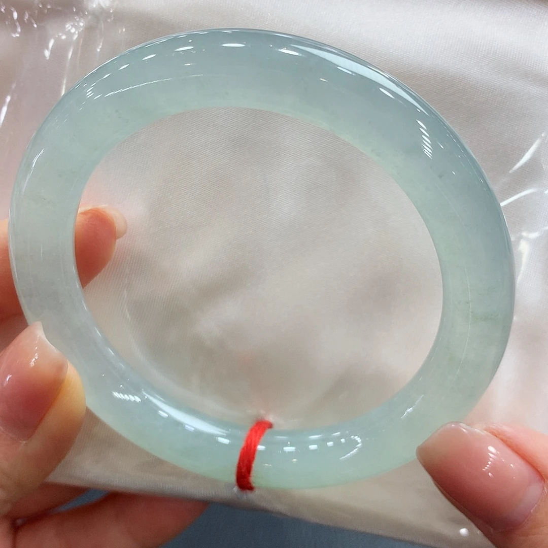 翡翠未镶嵌手镯55圆条两天鉴赏