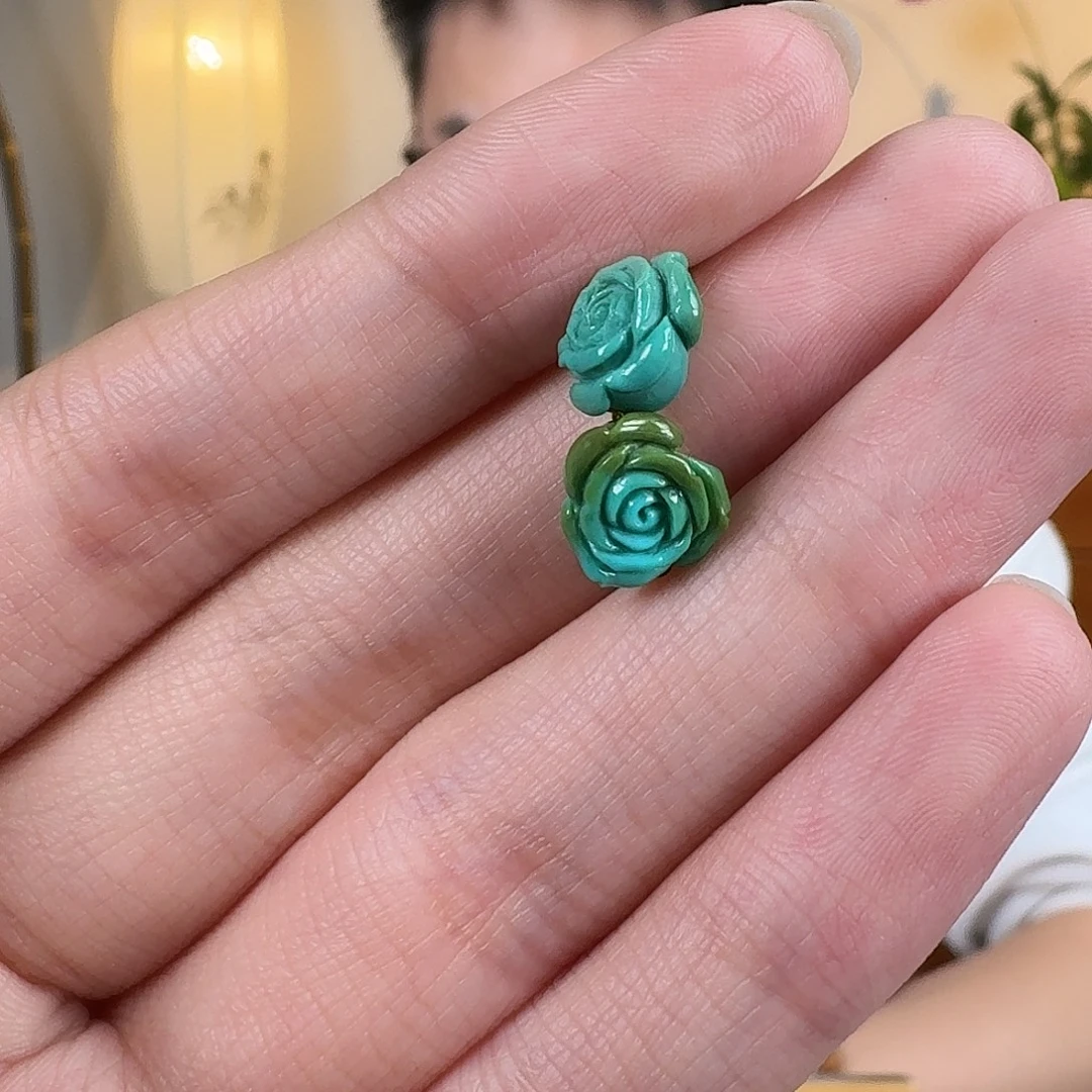 绿松石未镶嵌珠宝奇石