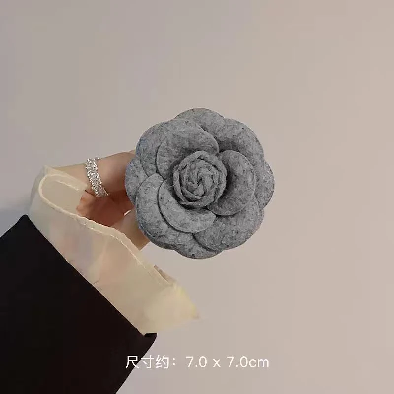 非金属布艺胸针 法式气质赫本高级小香风山茶花胸针精致复古胸花