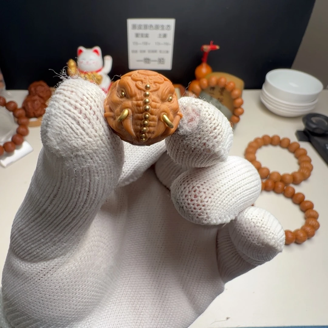 猴头核桃吊坠胤*像神