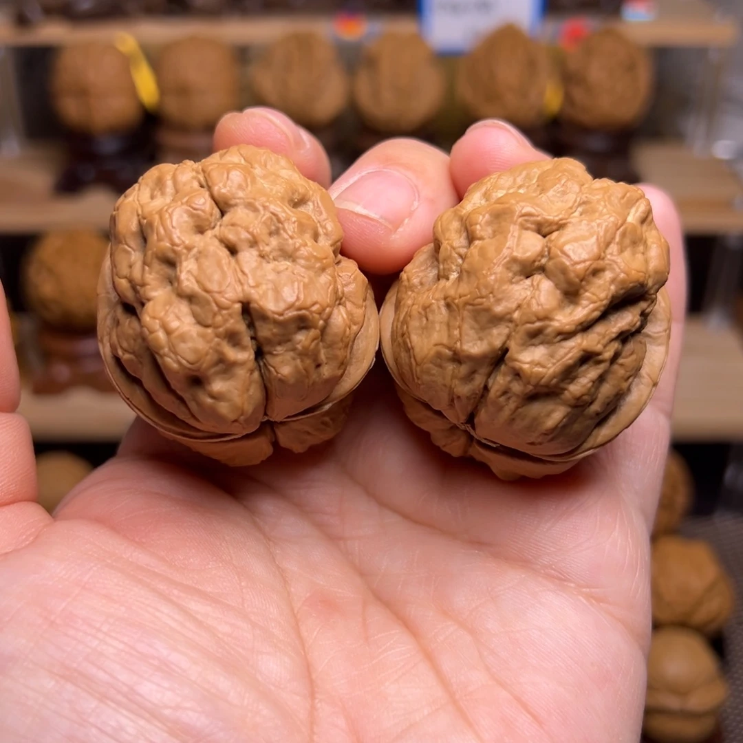 文玩核桃把件40w老树金蟾疙瘩包45尺