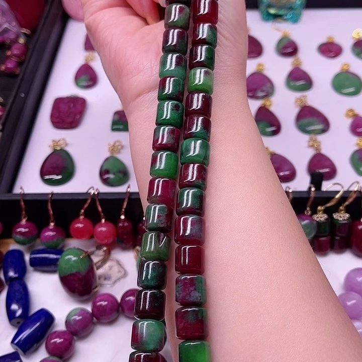 红宝石项链未镶嵌