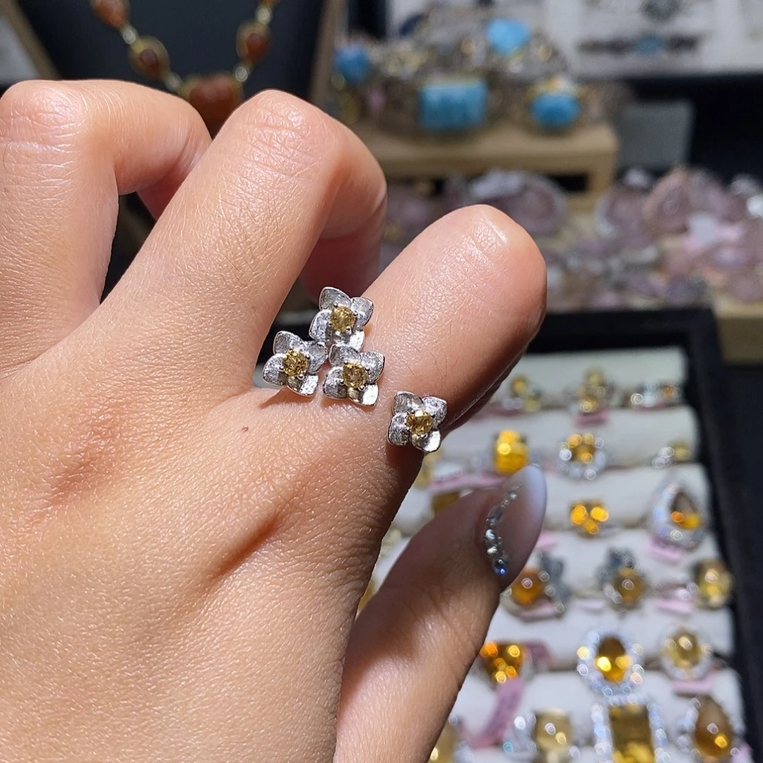 银S925镶嵌黄晶戒指