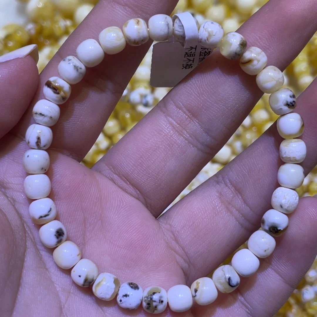 蜜蜡未镶嵌珠宝奇石6m