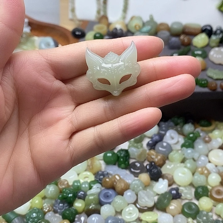 未镶嵌和田玉挂件狐狸面具