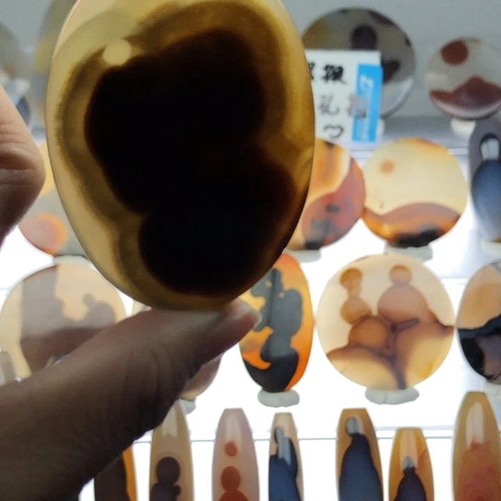 玛瑙/玉髓未镶嵌珠宝半成品74