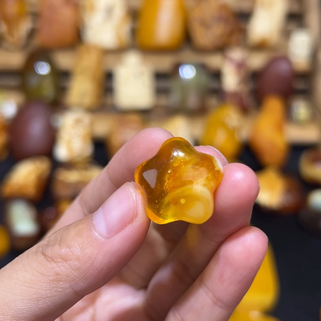 斑****定制琥珀琥珀蜜蜡