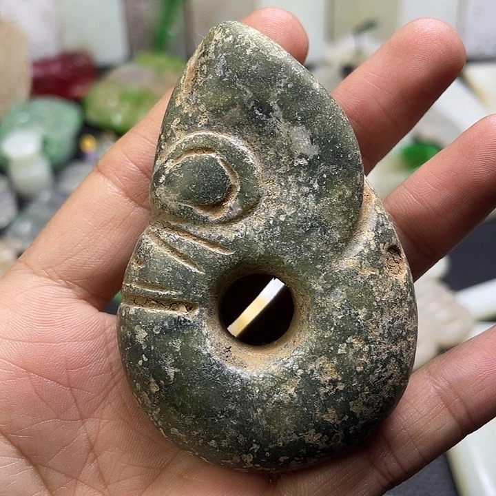 吊坠白玉菩提精美图片