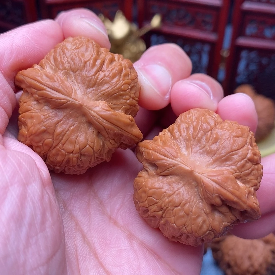 文玩核桃把件全品粗棱血麒麟37.9尺