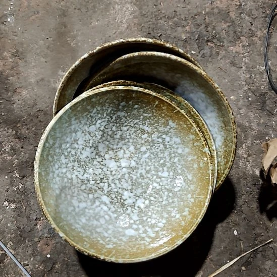 摆件陶瓷盘子碗啥都有