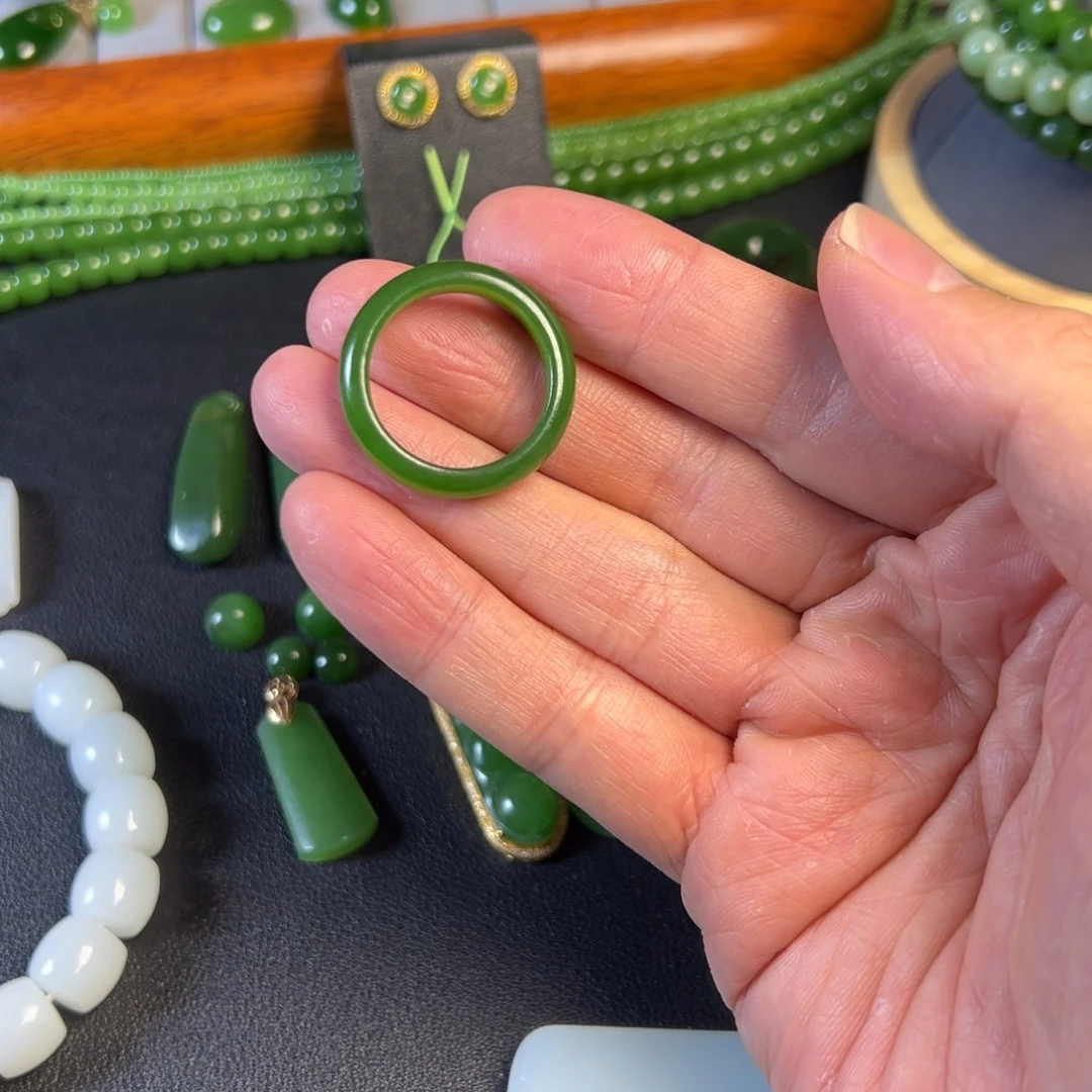 和田玉（碧玉）未镶嵌戒指