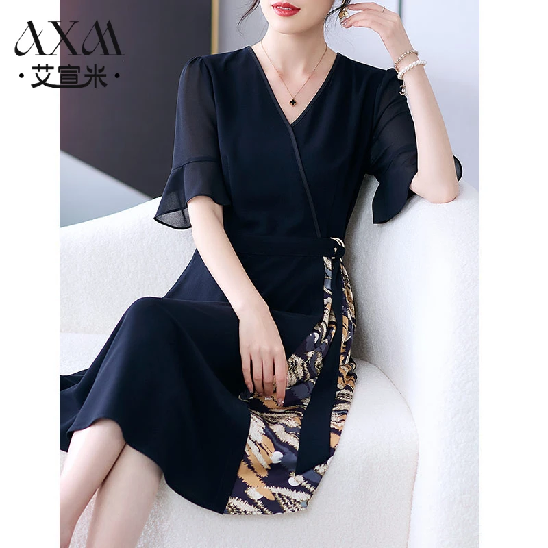 艾宣米时尚洋气连衣裙2025新款中年女中长款妈妈连衣裙妈妈装夏季