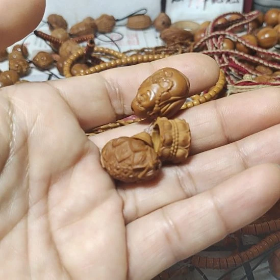 云***儿手串/手链橄榄核橄榄核莲花三通莲花跑环➕弥勒单籽