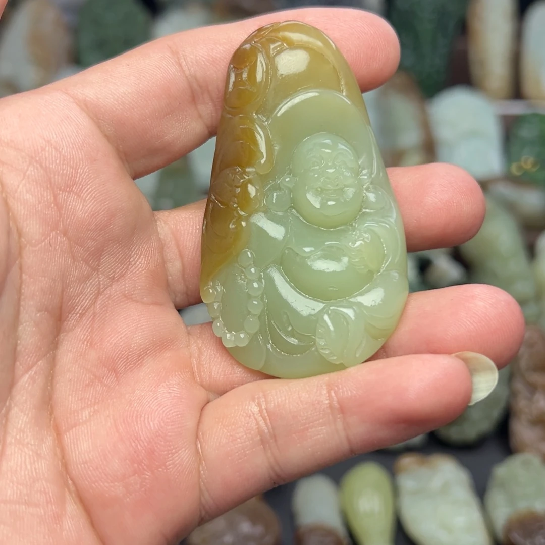 和田玉未镶嵌挂件