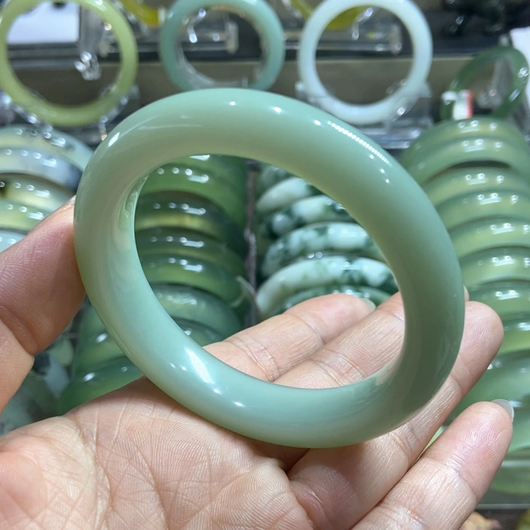 蛇纹石玉未镶嵌手镯58