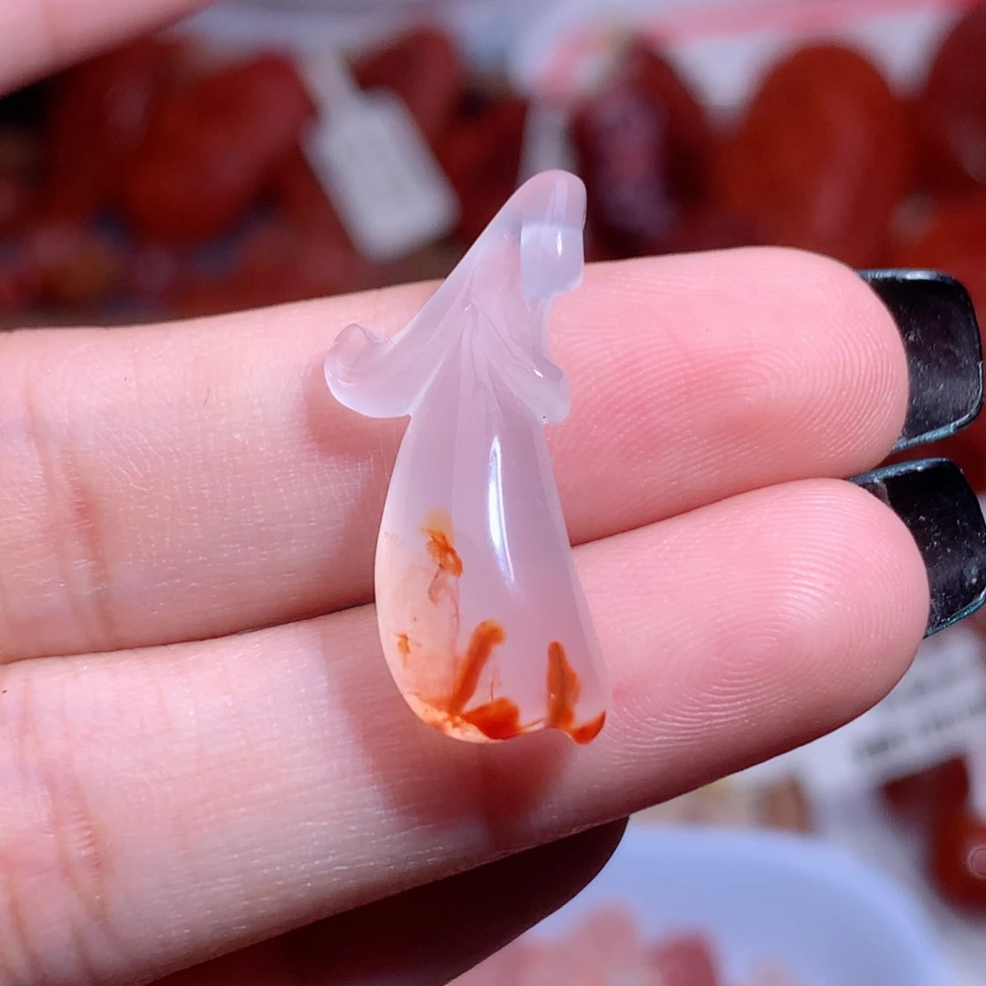 南红玛瑙未镶嵌南红玉兰花