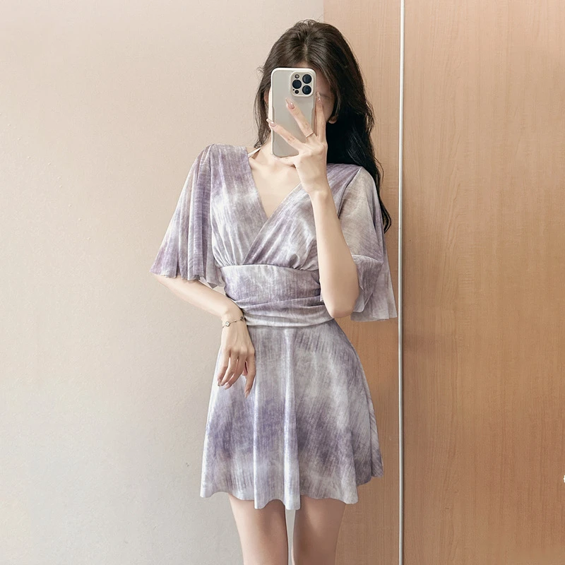 2025新款胖mm连体裙钢托保守显瘦遮肉夏季游泳度假平角泳衣女晕染