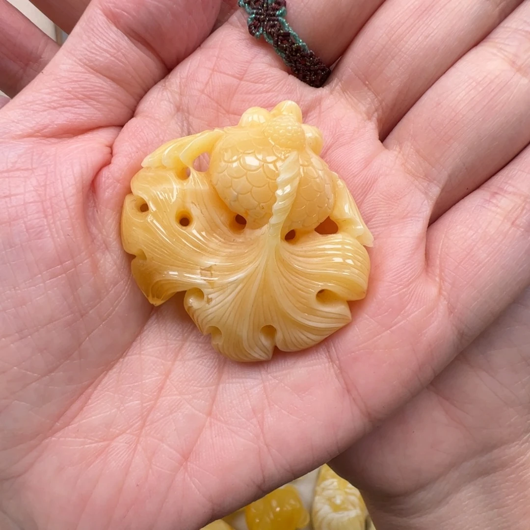 琥珀未镶嵌裸石蜜蜡