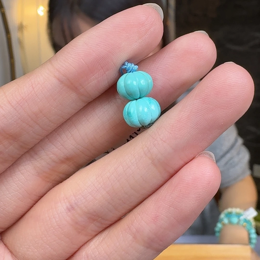 莲***绿松石未镶嵌挂件