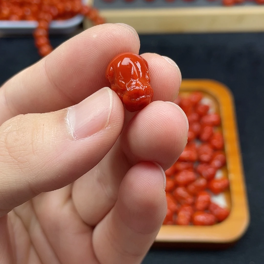 未镶嵌4号瓦西火焰红卡11*16貔貅一个南红玛瑙