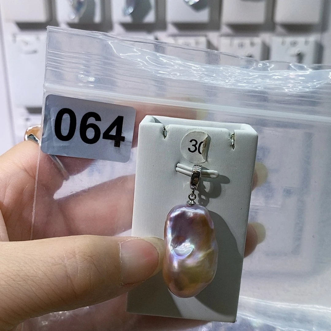 淡水珍珠合金颈饰