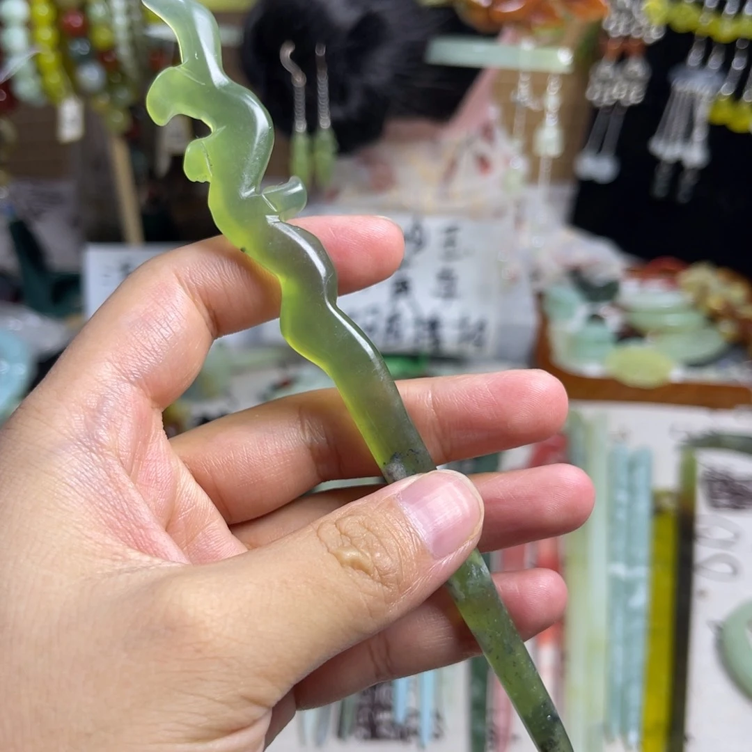 蛇纹石玉未镶嵌发饰
