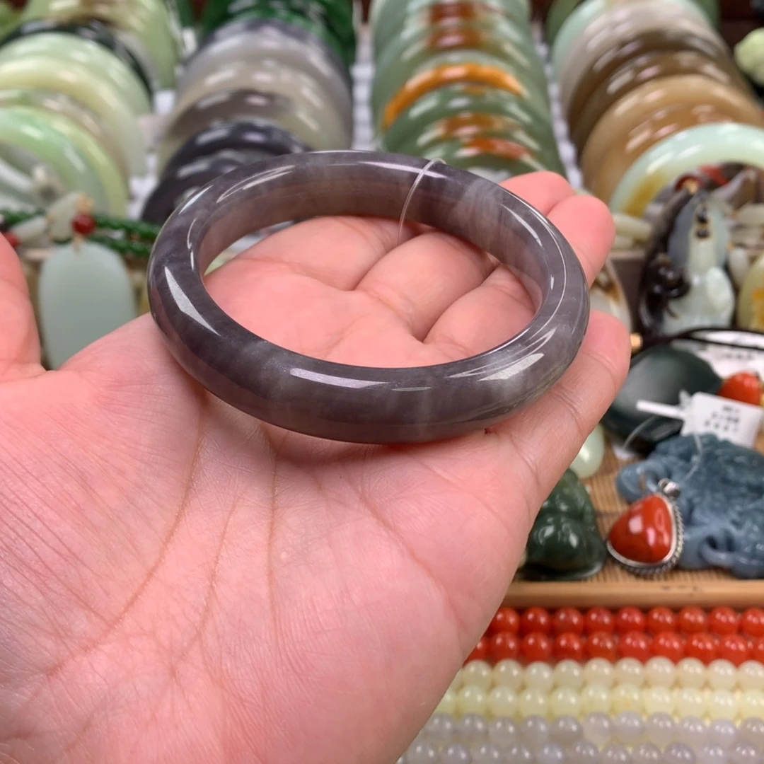 和田玉未镶嵌手镯57口径